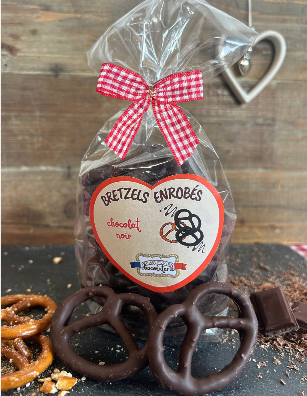 Bretzels salés enrobés - Chocolat noir 100g