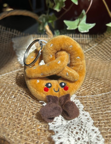 Porte clés peluche Bretzel 8cm